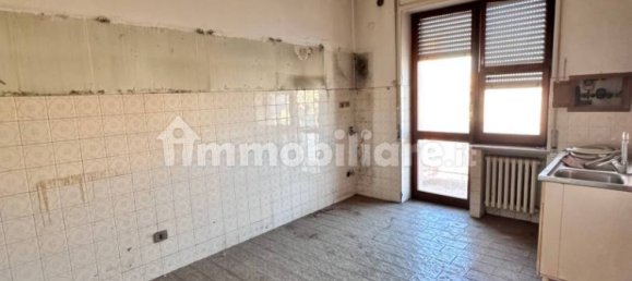 3 Schlafzimmer Wohnung in Benevento, Italy, Nr. 114332 8