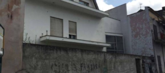 3 rooms Villa in Caivano, Italy No. 307149 4