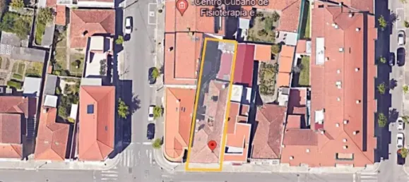 4 bedrooms Villa in Espinho, Portugal No. 30064 10