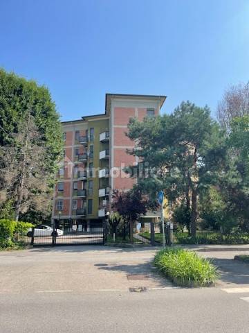 Квартира с 4 спальнями в Перо, Италия № 3346