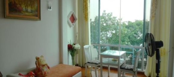 Studio in Tay Ho, Vietnam No. 4979 2