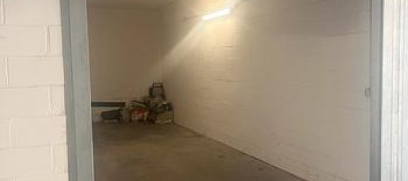 25m² Garage in Monza, Italy No. 281273 3