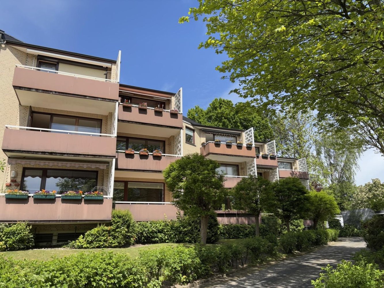 3 rooms Apartment in Stormarn, Germany No. 311025