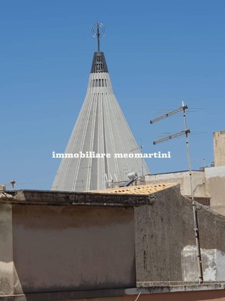 Apartamento de 5 dormitorios en Syracuse, Italy No. 249892