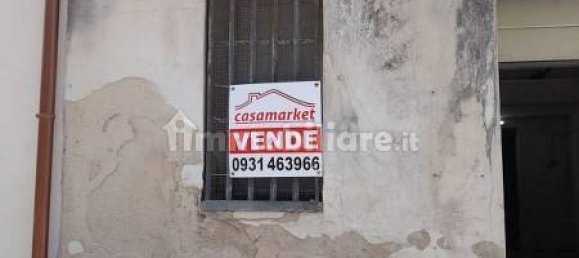 45m² Warehouse in Syracuse, Italy No. 243017 6