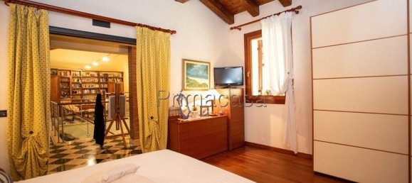 Вилла с 9 спальнями в Ноале, Италия № 326672 9