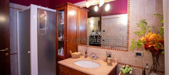 Вилла с 9 спальнями в Ноале, Италия № 326672 19