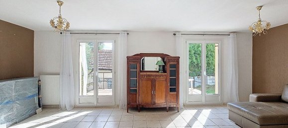 3 bedrooms House in Champlan, France No. 177967 2