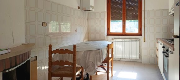 Casa de 6 divisões em L'Aquila, Italy N.º 290385 6