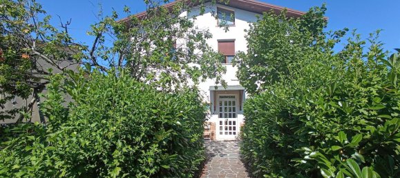 Casa de 6 divisões em L'Aquila, Italy N.º 290385 2