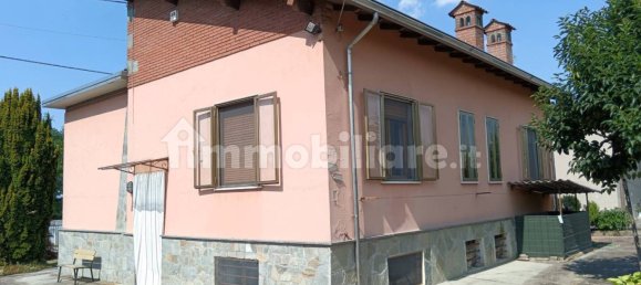 2 bedrooms Villa in Castel San Giovanni, Italy No. 280526 3