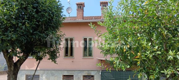 2 bedrooms Villa in Castel San Giovanni, Italy No. 280526 2