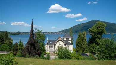  Land in Altmunster, Austria No. 208221