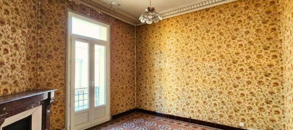 275m² Office in Perpignan, France No. 300673 11