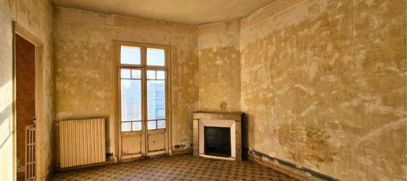 275m² Office in Perpignan, France No. 300673 6