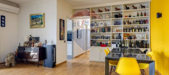 2 bedrooms Apartment in Rome, Italy No. 358208 7