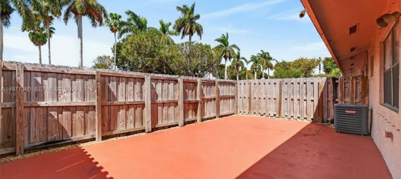 2 Schlafzimmer Gewerbliche Immobilien in Miami, USA, Nr. 615454 9
