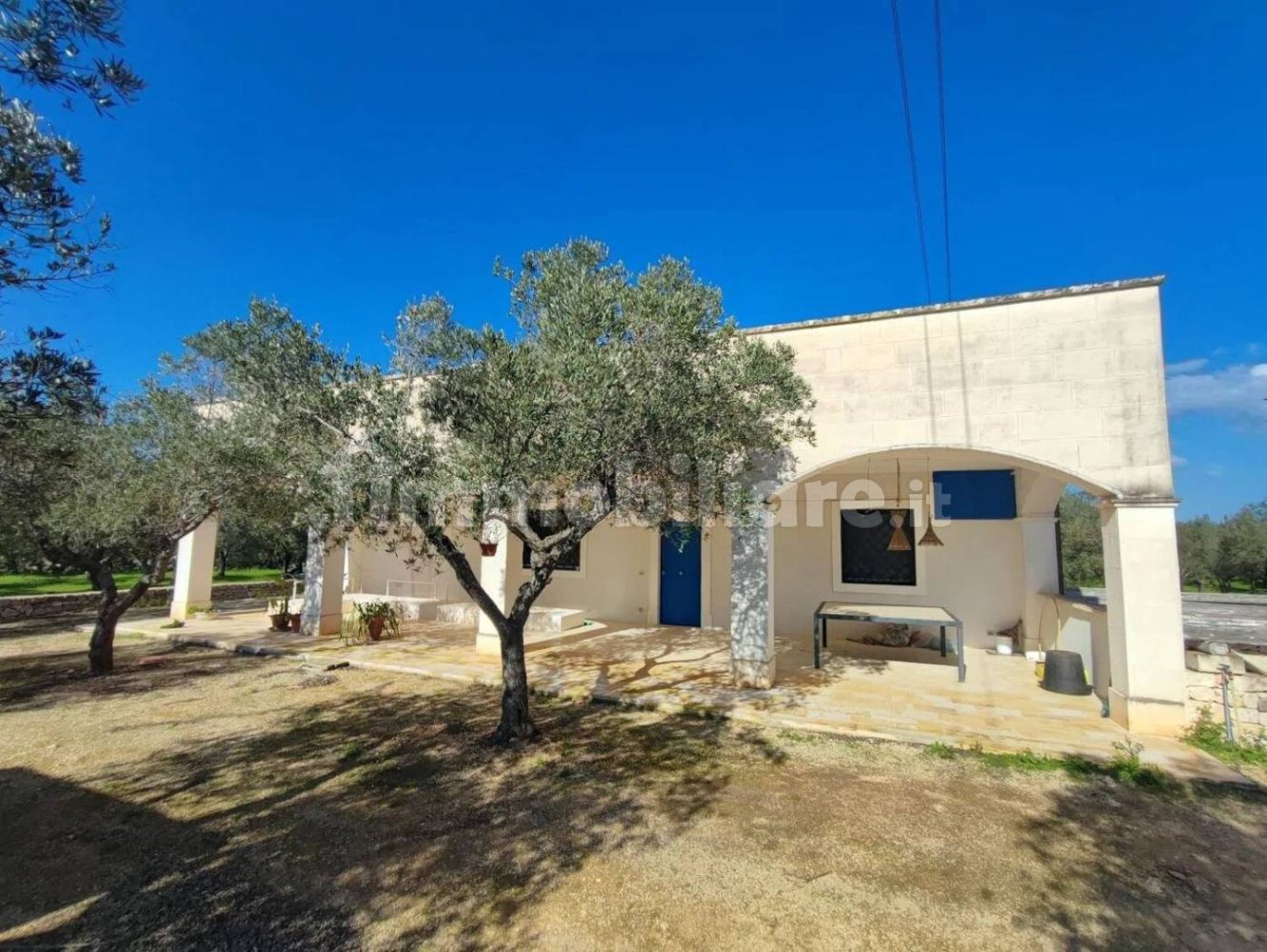 4 bedrooms Villa in Ostuni, Italy No. 348128