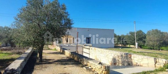 4 bedrooms Villa in Ostuni, Italy No. 348128 2