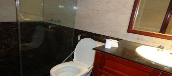 2 bedrooms Apartment in Hai Ba Trung, Vietnam No. 6410 6