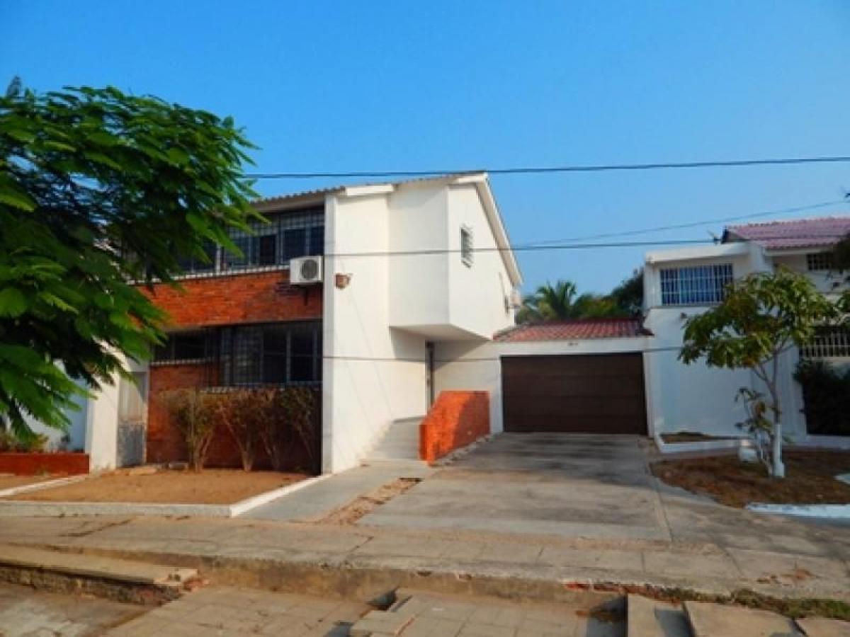 4 bedrooms House in Atlantico, Colombia No. 5612