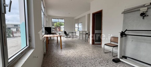 2غرفة مكتب في Spoltore, Italy رقم 87944 7