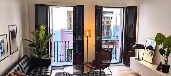 2 Schlafzimmer Penthouse in Ciutat Vella, Spain, Nr. 78955 2