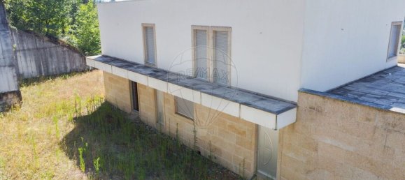 Casa T4 em Póvoa de Lanhoso, Portugal N.º 180310 28