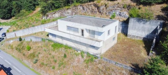 Casa T4 em Póvoa de Lanhoso, Portugal N.º 180310 36