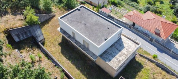 Casa T4 em Póvoa de Lanhoso, Portugal N.º 180310 34