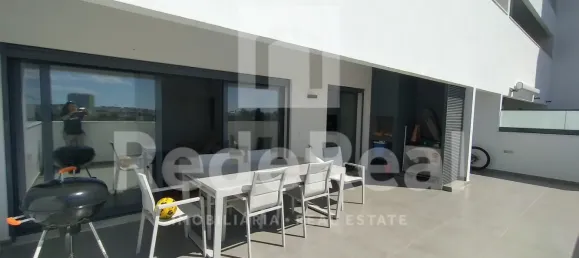 Apartamento de 2 dormitorios en Faro, Portugal No. 90068 3