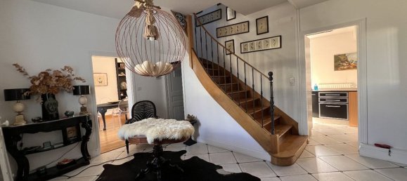 Casa de 8 dormitorios en Saint-Cheron, France No. 180035 10