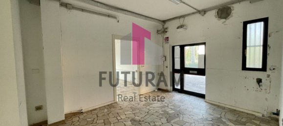 310m² Warehouse in Vigonovo, Italy No. 283037 32