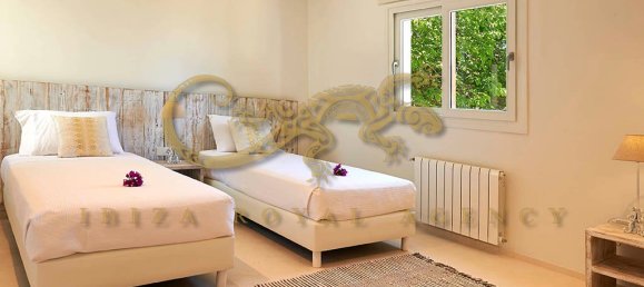 Вилла с 4 спальнями в Порт-де-Торрент, Испания № 837 25