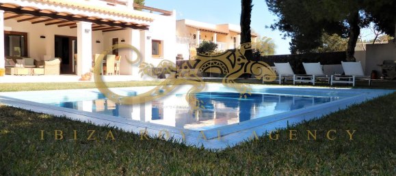 Вилла с 4 спальнями в Порт-де-Торрент, Испания № 837 2