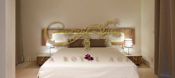 Вилла с 4 спальнями в Порт-де-Торрент, Испания № 837 28