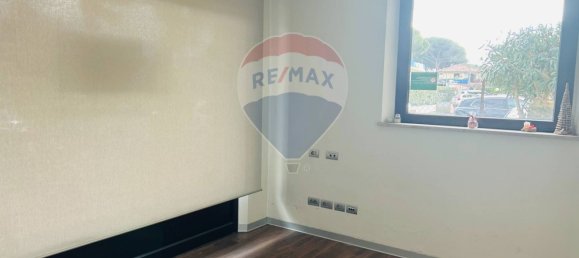 110m² Commercial property in Assisi, Italy No. 50294 11