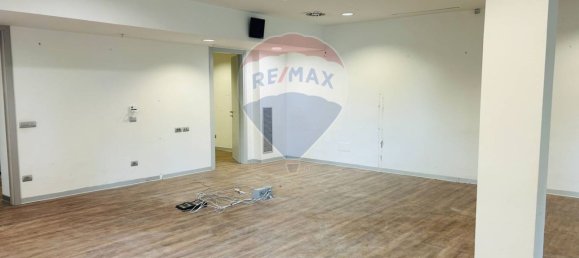 110m² Commercial property in Assisi, Italy No. 50294 6