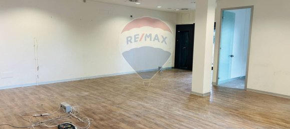 110m² Commercial property in Assisi, Italy No. 50294 9