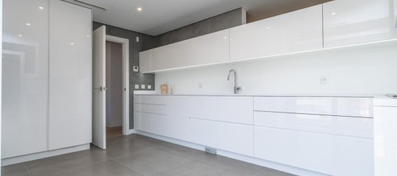 شقة 4 غرف نوم في Oeiras, Portugal رقم 6667 6