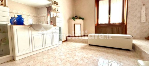 4 Schlafzimmer Wohnung in Calcinato, Italy, Nr. 128961 14