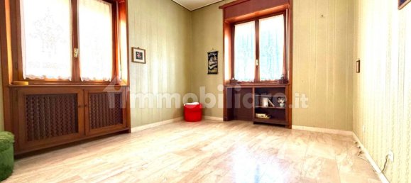 4 Schlafzimmer Wohnung in Calcinato, Italy, Nr. 128961 19