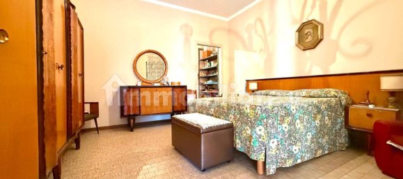 4 Schlafzimmer Wohnung in Calcinato, Italy, Nr. 128961 8