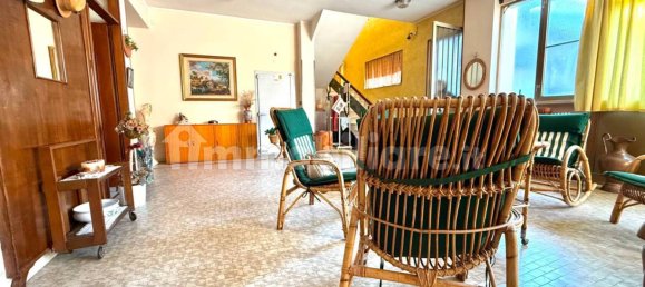 4 Schlafzimmer Wohnung in Calcinato, Italy, Nr. 128961 6