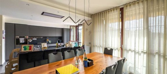 Квартира с 5 комнатами в Маджента, Италия № 230053 5