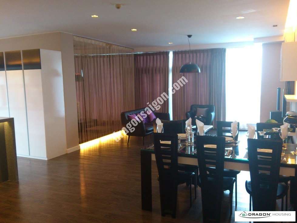 187m² Apartment in District 1, Vietnam No. 11072