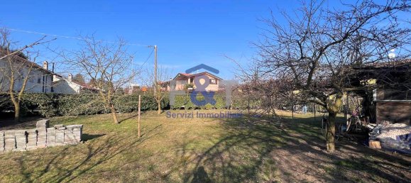 1 room Land in Travedona-Monate, Italy No. 84883 6