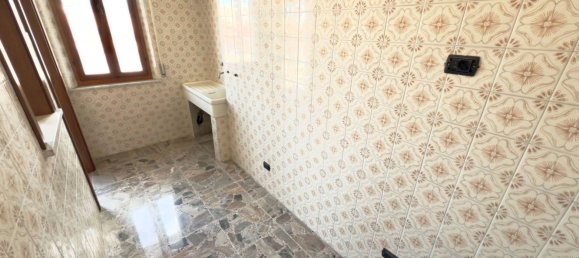 6-salle Maison à Monteprandone, Italy No. 306883 13