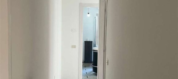 3-salle Appartement à Camerata Picena, Italy No. 100844 10