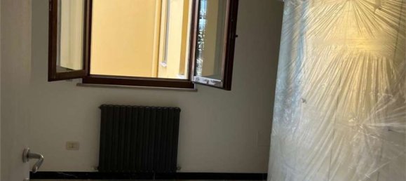 3-salle Appartement à Camerata Picena, Italy No. 100844 12